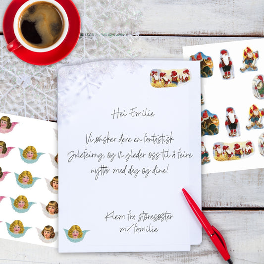 Stickers julemerker med julenisser. Pynt julekortene eller julepakkene med dekorative jule-stickers.