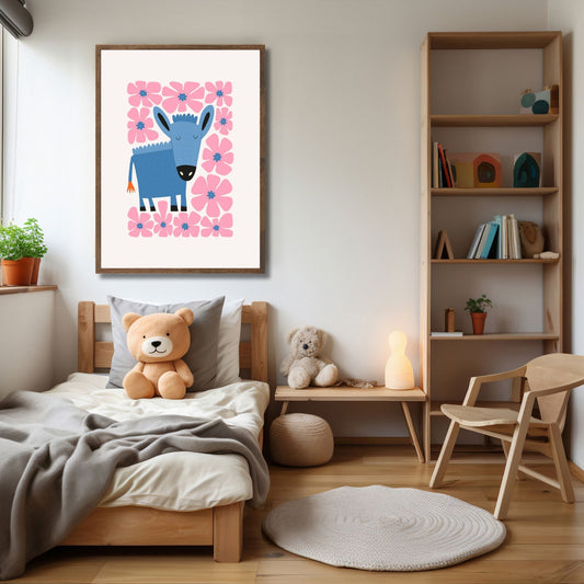 Denne unike plakaten med et søtt blått esel omgitt av blomster gir en beroligende og leken atmosfære. Illustrasjon viser plakat i ramme.