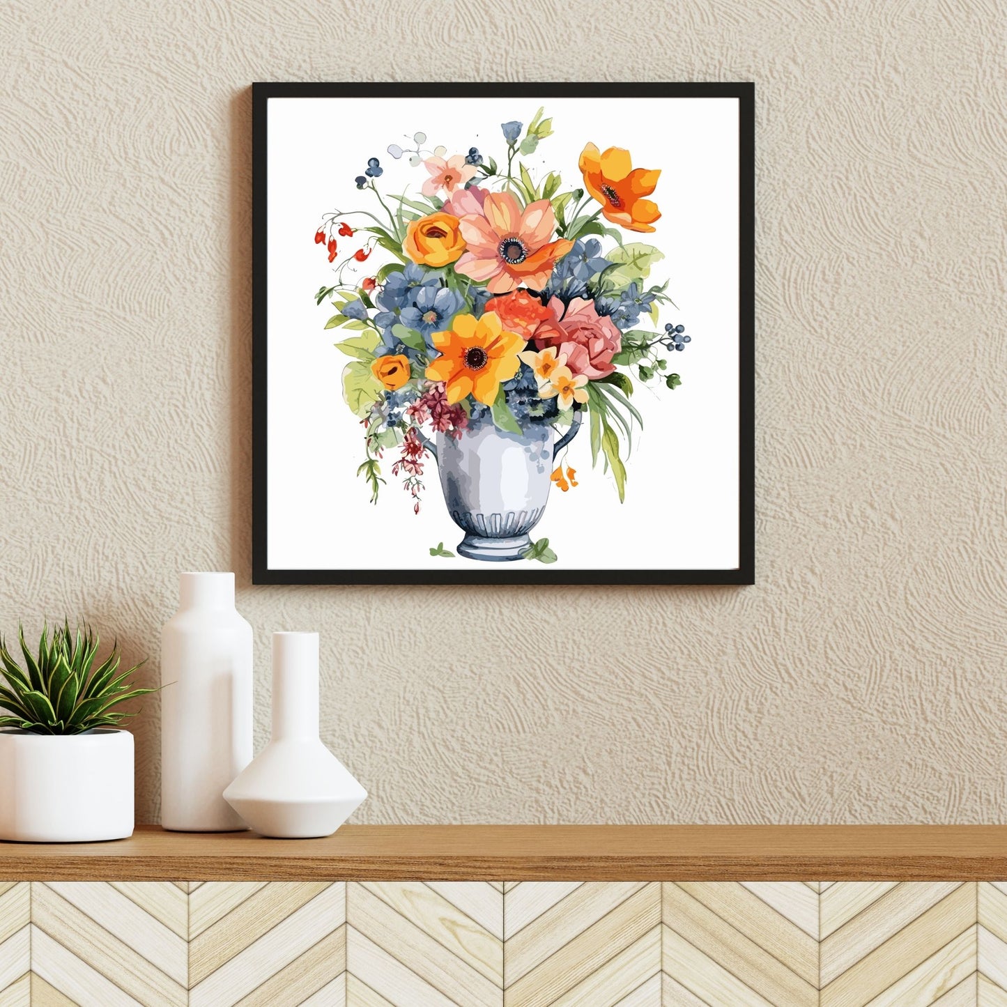 Vår "Blomster i vase" plakat og lerret er kunstnerisk utformet med grafiske illustrasjoner i akvarell, som skildrer en fargerik blomsterbukett i vase. Illustrasjonen viser motivet som plakat i en svart ramme.