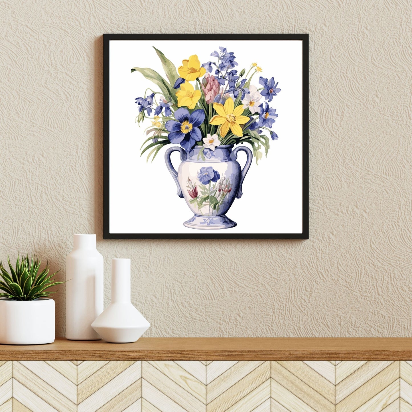 Vår "Blomster i vase" plakat og lerret er kunstnerisk utformet med grafiske illustrasjoner i akvarell, som skildrer en fargerik blomsterbukett i vase. Illustrasjonen viser motivet som plakat i en svart ramme.
