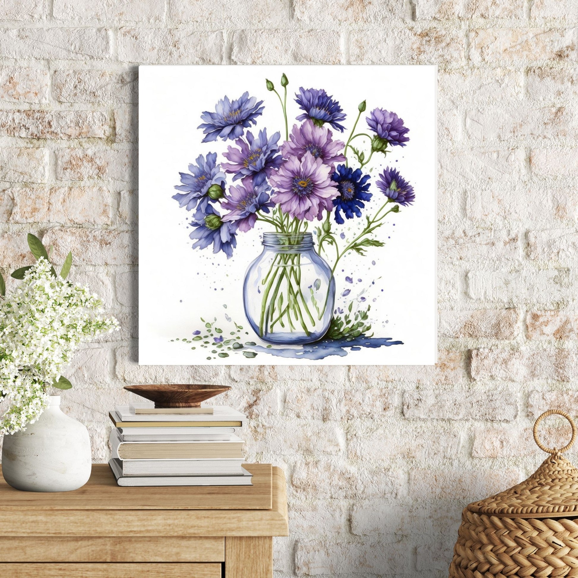 Vår "Blomster i vase" plakat og lerret er kunstnerisk utformet med grafiske illustrasjoner i akvarell, som skildrer en fargerik blomsterbukett i vase.  Illustrasjonen viser motivet på lerret.