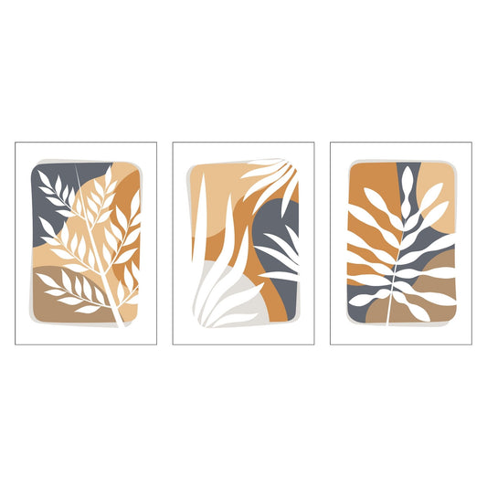 Disse tre motivene kombinerer stiliserte bladverk med myke jordfarger, og skaper et harmonisk uttrykk som gir rommet et rolig og sofistikert preg.