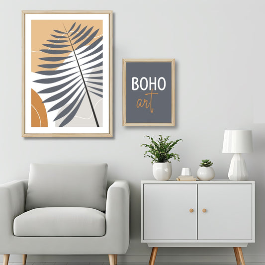 Dette kunstverket er inspirert av moderne minimalistisk design med innslag av naturlige former og fargetoner, perfekt for deg som ønsker å skape en varm og innbydende atmosfære. Illustrasjonsfoto viser motivet som plakat i lys ramme.