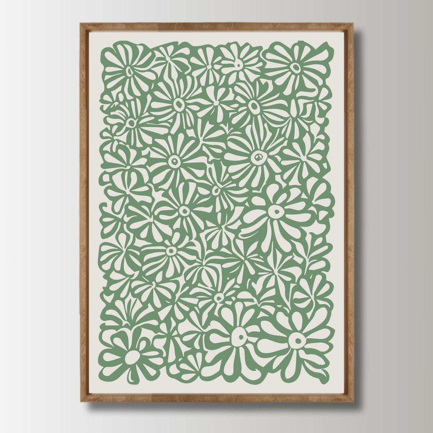 Fyll hjemmet ditt med naturens rytme og organisk eleganse med Botanical Flow – en kunstplakat med et stilisert blomstermønster i levende grønt på en lys bakgrunn. Illustrasjon viser plakat i eik ramme.