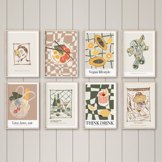 Dette gallerisettet byr på en leken blanding av frokostgleder, fruktfat og grønne innslag. Her får du alt fra stekte egg med tomat, papaya og sitroner, til vinflasker, handlenett og urtebuketter.