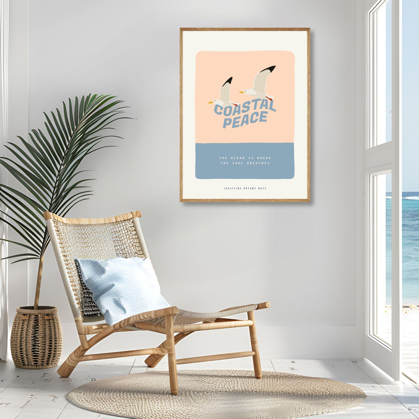 Coastline Dreams No23 – Plakat
To måker i flukt over havet med teksten Coastal Peace og The ocean is where the soul breathes. En ren og beroligende plakat med maritim ro. Illustrasjon viser plakat i eik ramme.