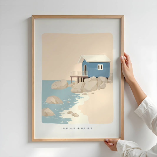 Coastline Dreams No29 – Plakat
Et blått naust på påler står blant steiner og havskvulp. Et kystnært motiv med arkitektonisk preg og rolig fargepalett. Illustrasjon viser plakat i eik ramme.