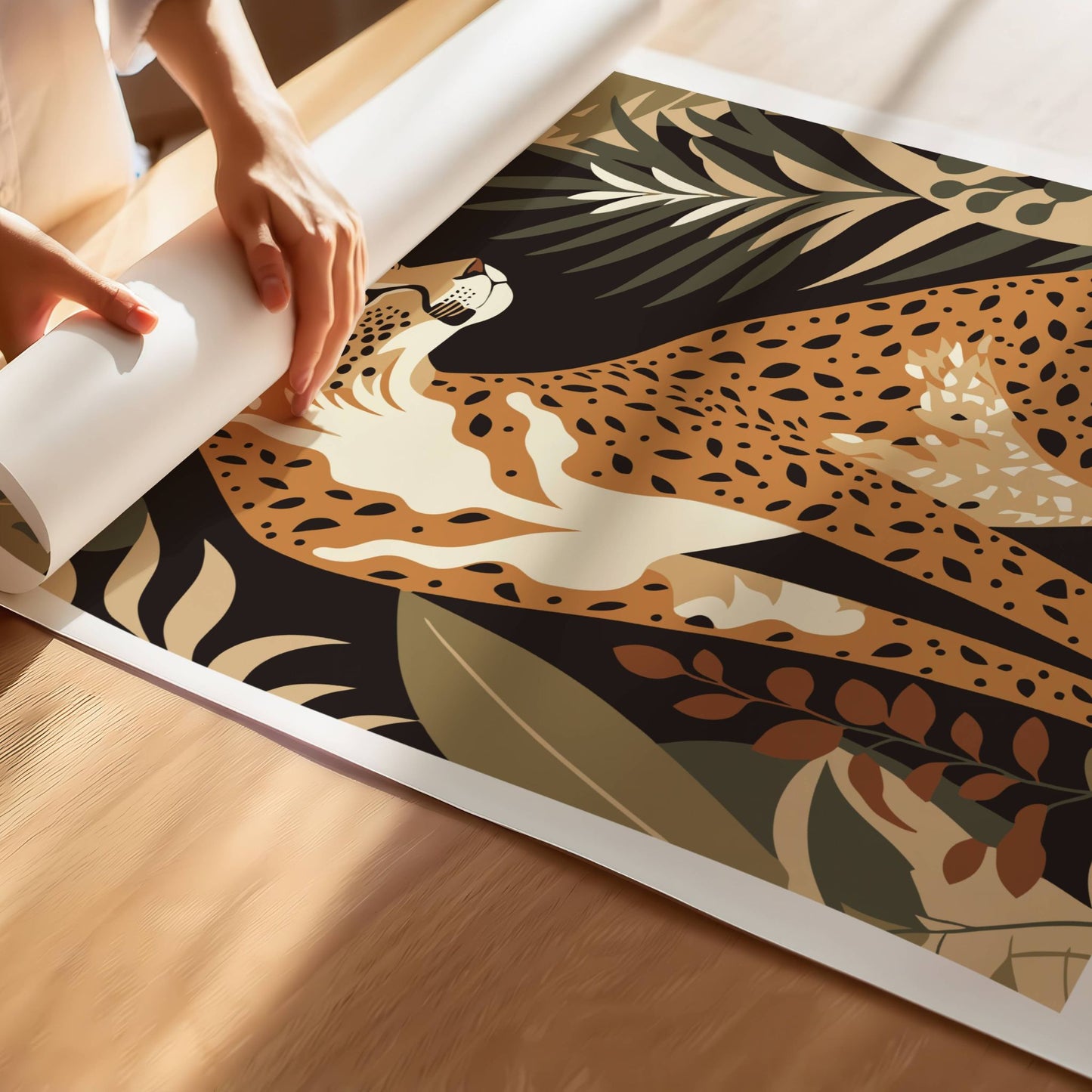 Denne stiliserte illustrasjonen viser en majestetisk gepard omgitt av frodig jungelvegetasjon, skapt i en moderne og minimalistisk kunststil. Illustrasjon viser print av plakat.