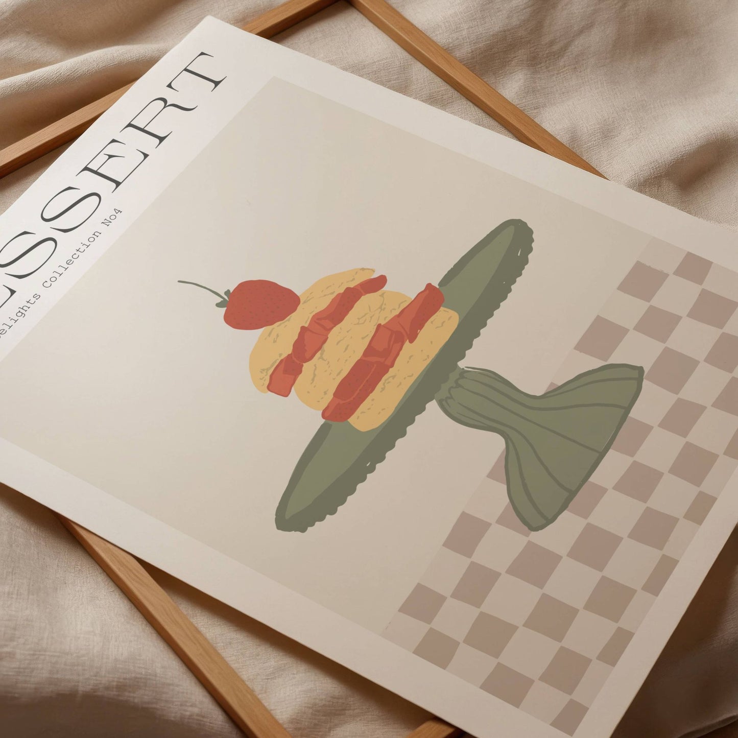 En grafisk plakat som viser et fristende lagkakestykke på grønn kakefat, perfekt for dessertelskeren og den som setter pris på vintage estetikk.