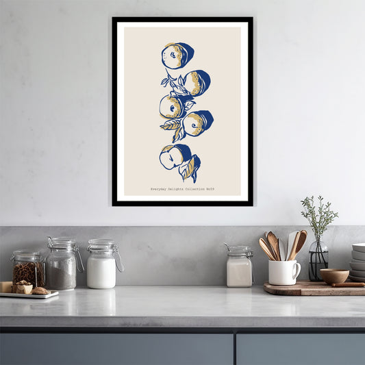 Fem epler tegnet vertikalt i blå strek – moderne og dekorativt uttrykk. Illustrasjon viser plakat i sort ramme.