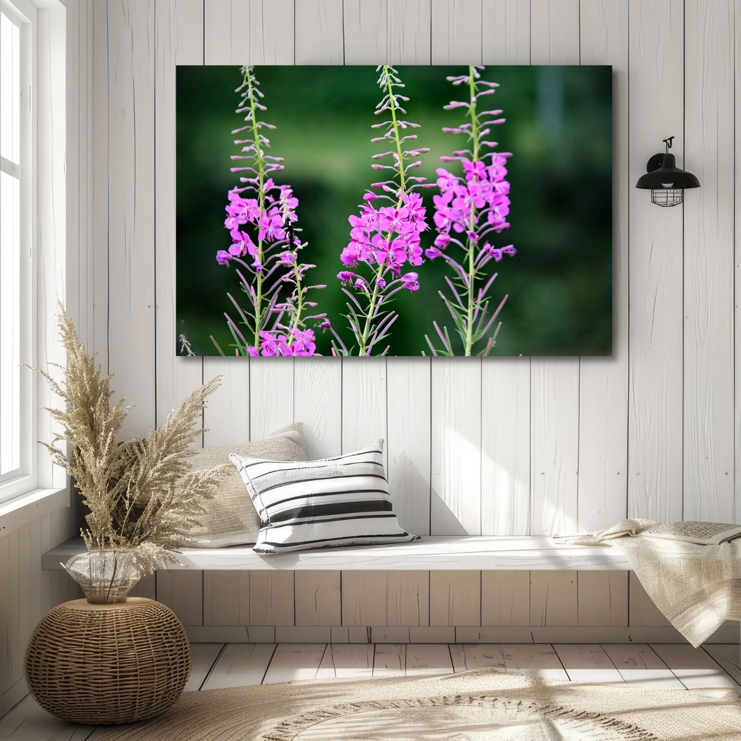 Vakkert motiv av Geiterams - Chamaenerion angustifolium, kjent for sine livlige rosa blomster som pryder landskapet om sommeren.Illustrasjonsfoto viser motivet på lerret.