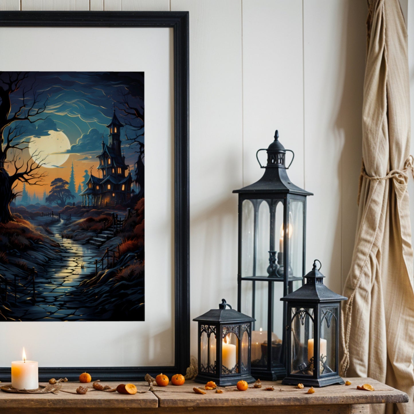 Creepy plakat med motiv av Halloween slott ved fullmåne. Illustrasjon viser plakat med passepartout i sort ramme.