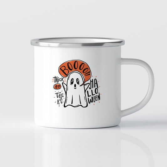 Med et sjarmerende "Boo Ghost" og "Trick or Treat" design, vil dette kruset garantert fremkalle smil hver gang du tar en slurk. Illustrasjonsfoto.