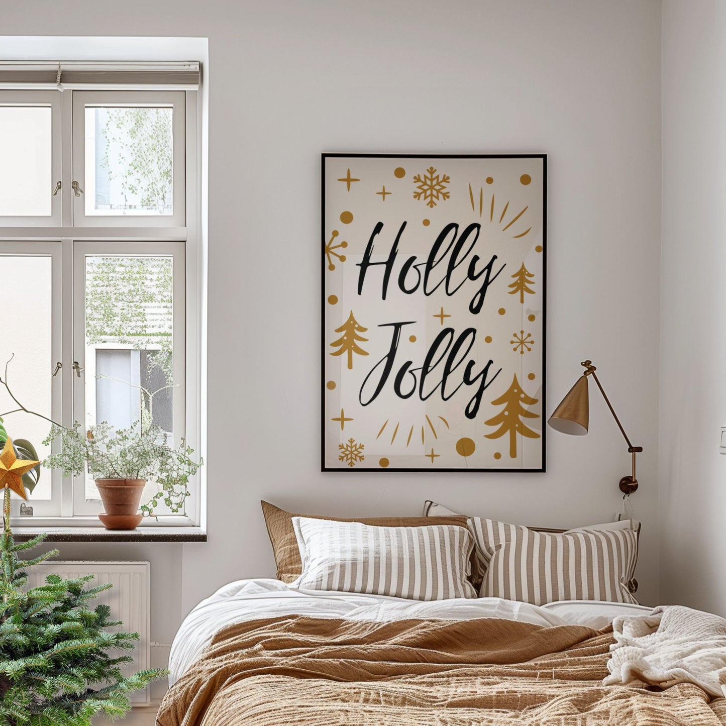 En munter og elegant juleplakat med teksten Holly Jolly omgitt av snøfnugg, trær og stjerner i gyllent og svart. Illustrasjon viser plakat i sort ramme.