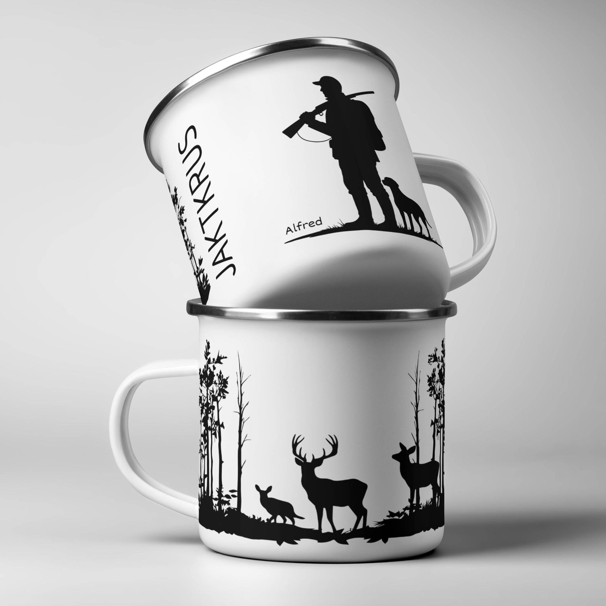 Jaktkrus No1 har et klassisk villmarksmotiv som kan tilpasses med personlig navn.