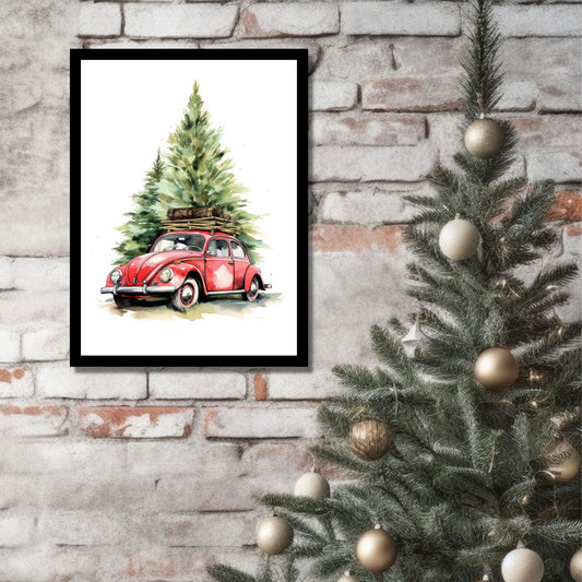 Plakat og lerret med grafisk julemotiv av gammel, rød volkswagen boble. Bilen kjører i en skog, og på taket er den lastet med juledekorasjoner. På bildet henger motivet som plakaten i en sort ramme på en murvegg ved siden av et juletre.