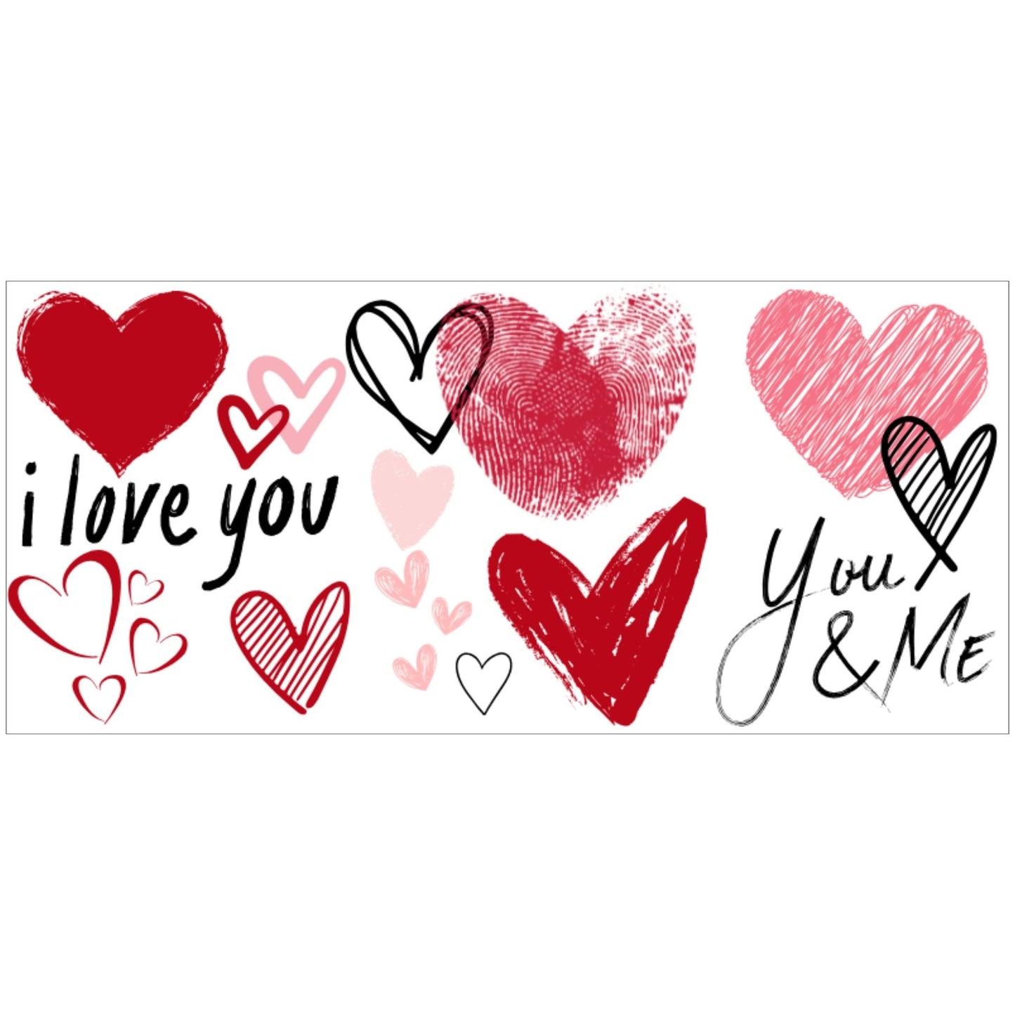 Trykkeillustrasjon av krus i keramikk med en stilfull design fylt med håndtegnede hjerter og de kjærlige ordene "I love you" og "You & Me".