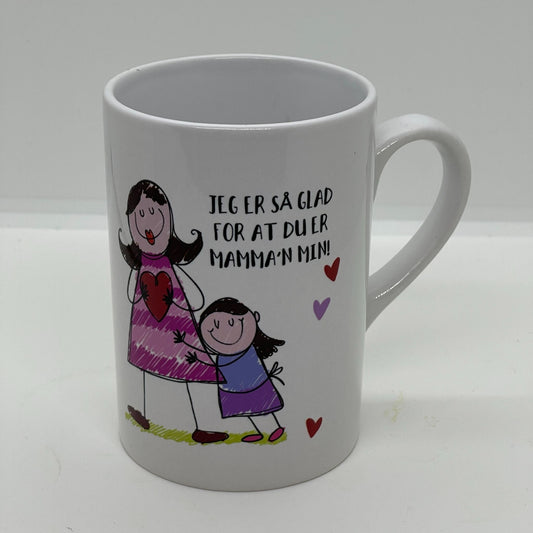 "Jeg er så glad for at du er mamma’n min" Krus i Keramikk – En Gave Full av Kjærlighet fra datter!
