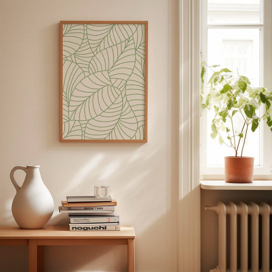 Denne plakaten kombinerer elegansen i naturens former med den minimalistiske estetikken i linjekunst. Illustrasjon viser plakat i eik ramme.