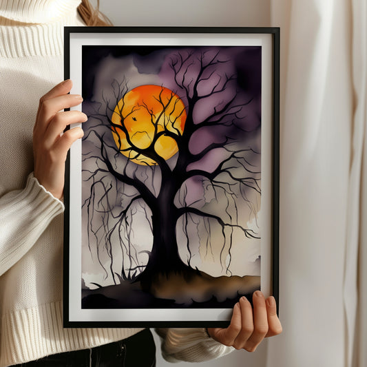 Skap en mystisk og fengslende atmosfære denne Halloween med Moonlit Tree, en dramatisk Halloween-plakat som viser et mørkt, forvridd tre under en lysende, oransje fullmåne. Illustrasjon viser lakat o sort ramme.