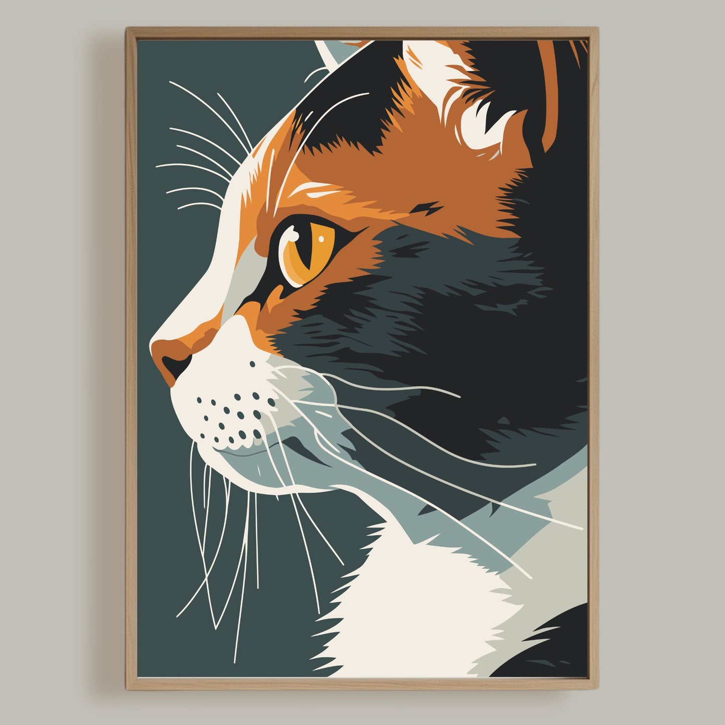 Majestetisk Katt Plakat – en fantastisk illustrasjon av en katt i profil, designet i en moderne kunststil. Illustrasjon viser plakat i eik ramme.