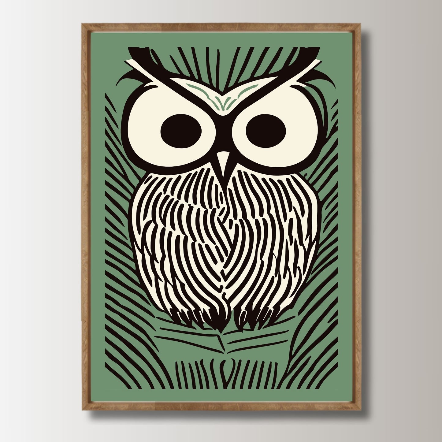 La mystikken og visdommen til nattens vokter pryde veggene dine med Night Owl – en moderne og grafisk kunstplakat som kombinerer stilrene linjer med naturens skjønnhet. Illustrasjon viser plakat i eik ramme.