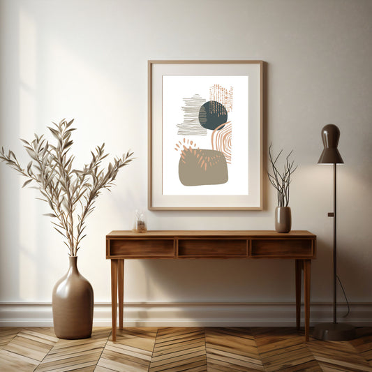 Gi hjemmet ditt et kunstnerisk løft med Organic Patterns – en abstrakt geometrisk plakat som kombinerer myke, organiske linjer og stiliserte former i jordnære toner. Illustrasjonsfoto viser plakat i lys ramme med passepartout.