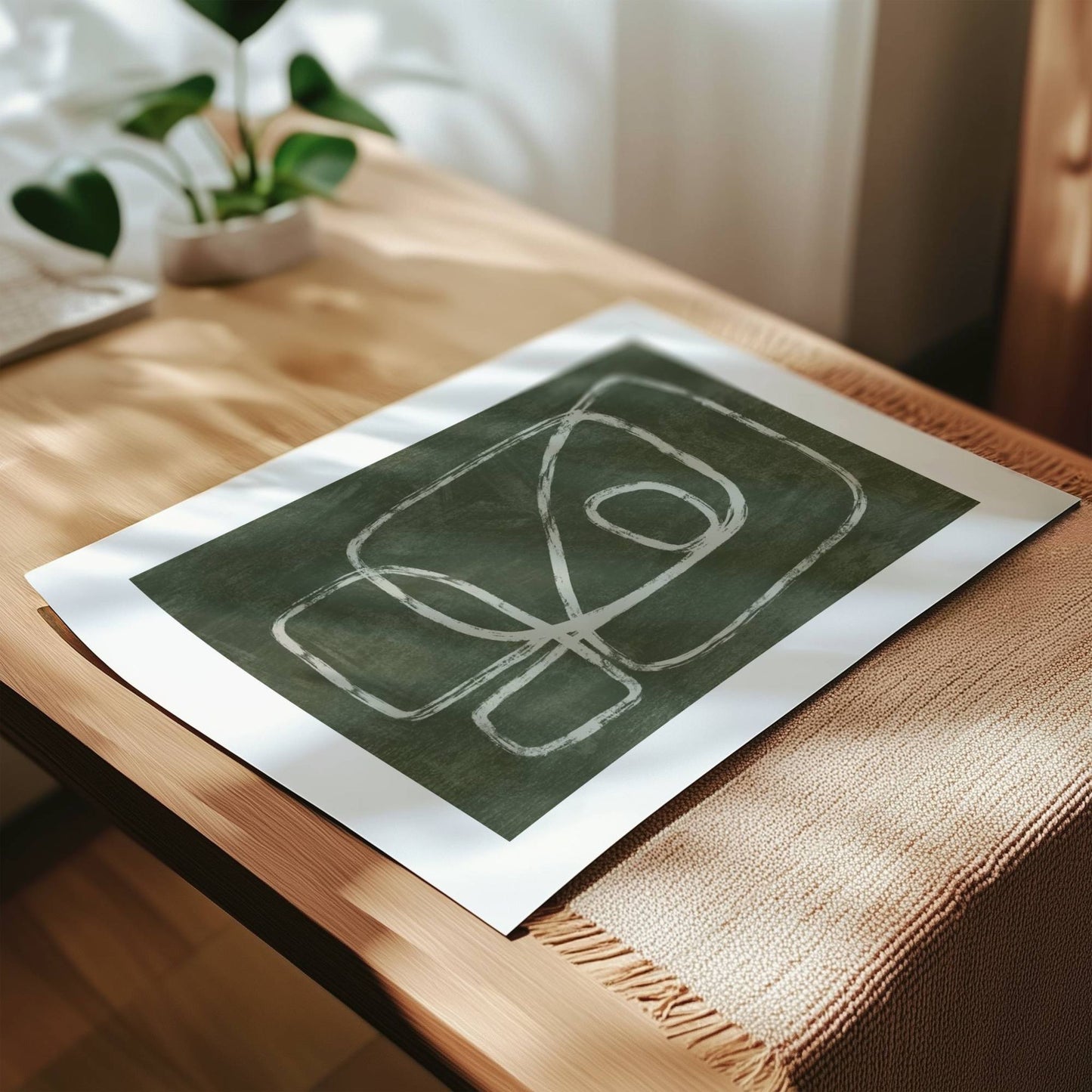 "Organisk Linjeflyt" er en sofistikert plakatserie som kombinerer abstrakt kunst med en minimalistisk tilnærming. Illustrasjon viser "Organisk Linjeflyt No3" på print.