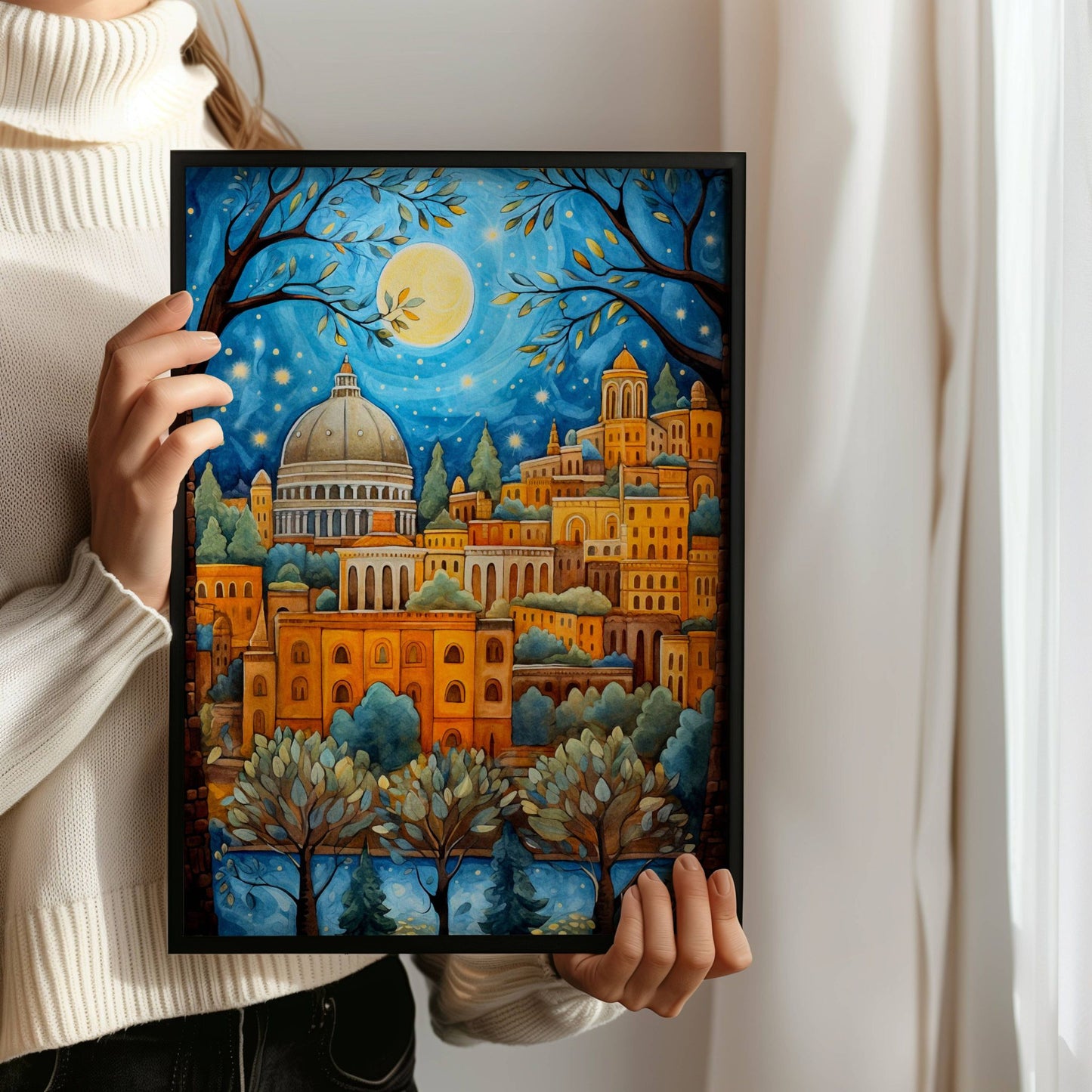 Denne plakaten viser Peterskirken og Romas silhuett i gylne toner, perfekt for elegante og klassiske hjem. Illustrasjon viser plakat uten hvit kant i sort ramme.