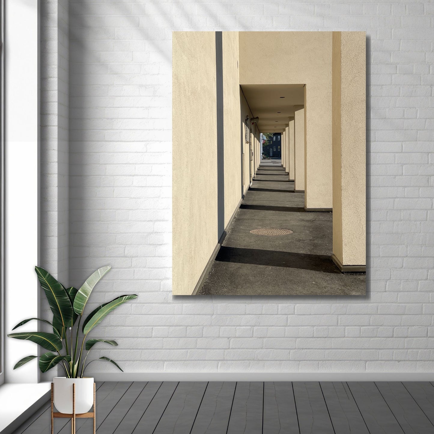Opplev en harmonisk kombinasjon av historie og moderne arkitektur med plakaten eller lerretet "Telegrafen i Kveldsol." Illustrasjonsfoto viser motivet på lerret.