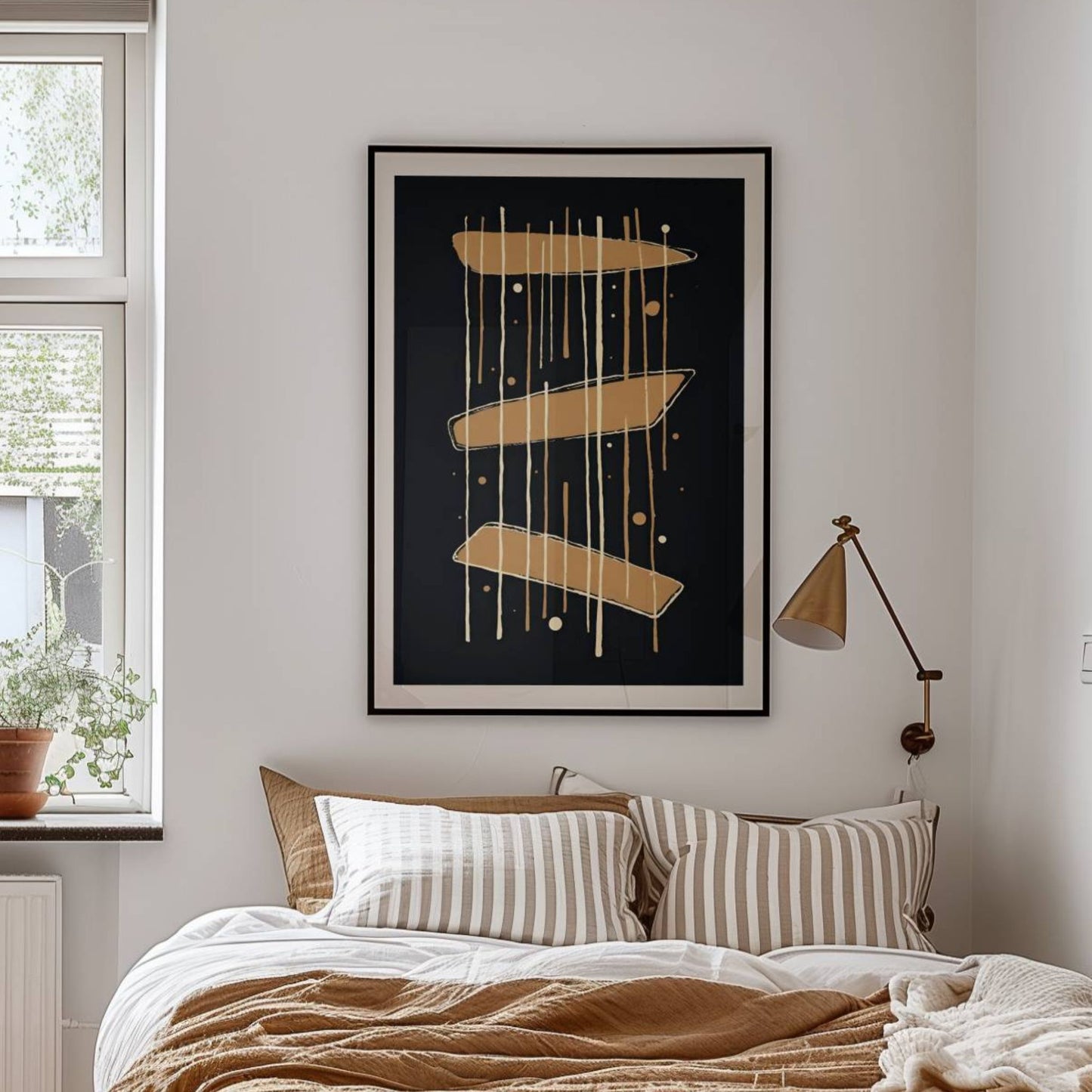 Golden Flow – et abstrakt motiv med flytende former og gulltoner mot en dyp, kontrastfull bakgrunn. Illustrasjon viser motivet som plakat med hvit kant i sort ramme.