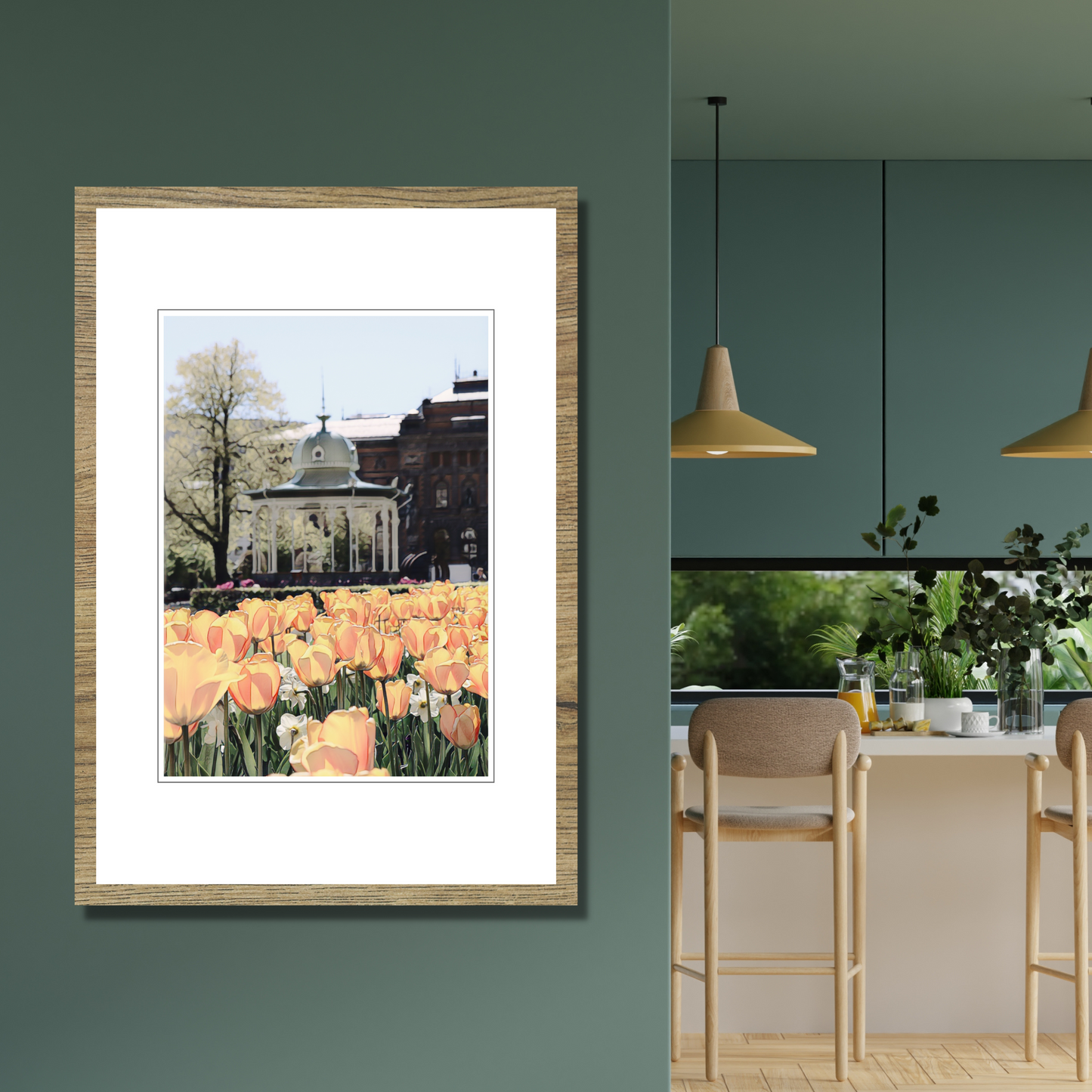 Dette motivet av tulipaner i Byparken i Bergen som plakat, vil være et blikkfang på veggen din!