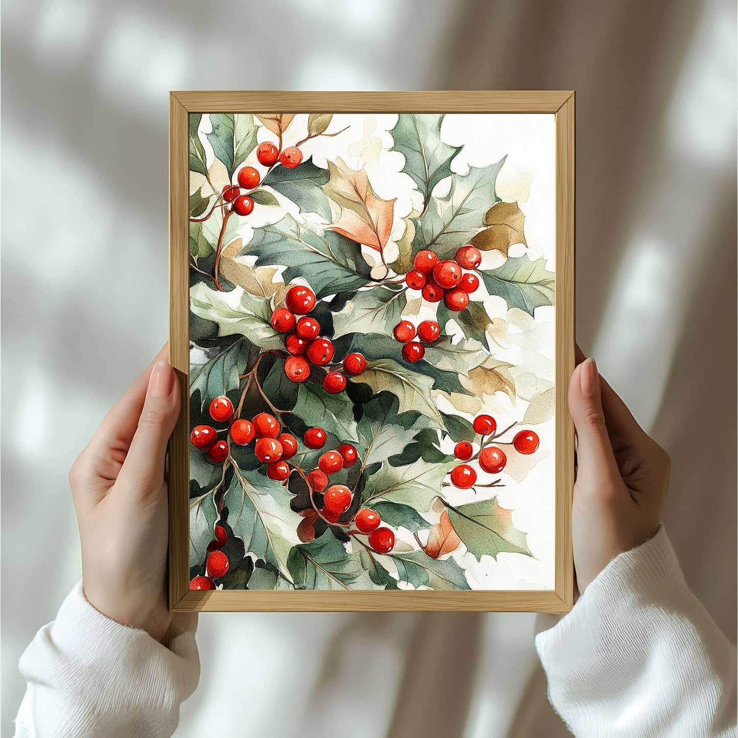 Bring tradisjonsrik julestemning inn i hjemmet ditt med vår tidløse Vintage Jul-plakat og lerret med nostalgiske kristtornmotiv. Illustrasjon viser motivet som plakat i ramme.