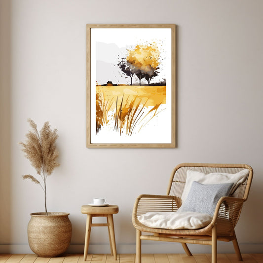 White Fields er en serie med grafisk akvarell. Motivet er åkerlandskap i duse orange, beige og svarte nyanser. Plakaten har en hvit kant som gir dybde og fremhever motivet. Illustrasjonen viser motivet på enn vegg i eikeramme.