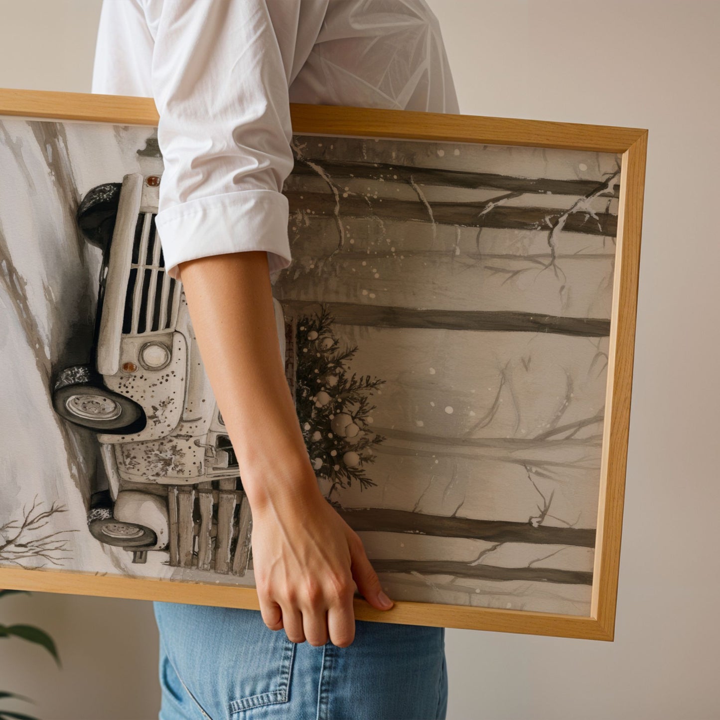 Gammel lastebil med pyntet juletre på lasteplanet kjører på snødekt vei omgitt av trær og snø. Illustrasjon viser plakat uten hvit kantlinje i eik ramme.