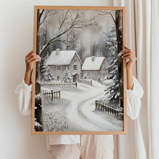 Julepyntet hus med snødekt vei og trær, omgitt av snø. Illustrasjon viser plakat uten hvit kantlinje i eik ramme.