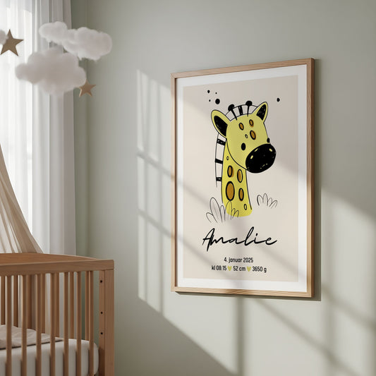 Fødselsplakat med giraff til barnerom