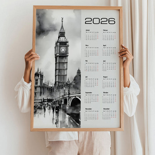 Kalender 2026 med sort/hvitt akvarellmotiv av Big Ben og Westminster. Illustrasjon viser kalender i eik ramme.
