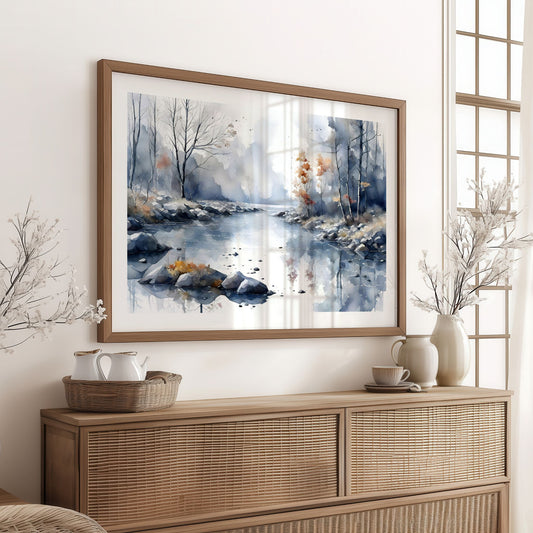Misty River Bend horisontal plakat over skjenk i lyst nordisk interiør