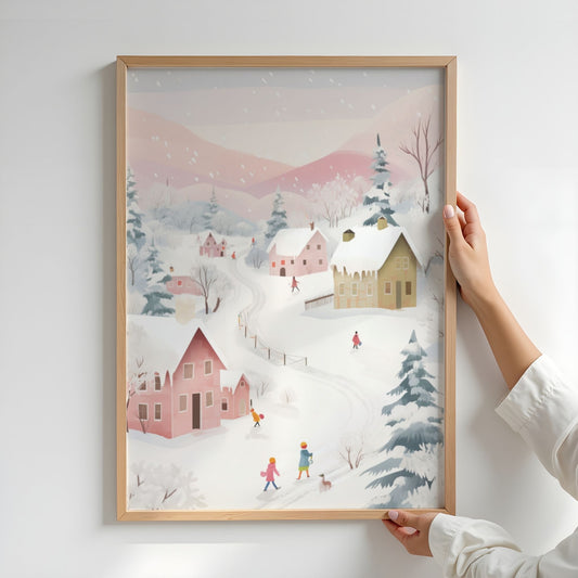 Vinterglede i Pastellbygda plakat med pastellfargede hus, lekende figurer og rosa vinterfjell. Illustrasjonen viser plakat uten hvit kantlinje i eik ramme.