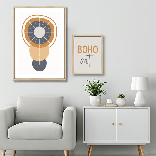 Dette kunstverket er inspirert av moderne minimalistisk design med innslag av naturlige former og fargetoner, perfekt for deg som ønsker å skape en varm og innbydende atmosfære. Illustrasjonsfoto viser motivet som plakat i lys ramme.