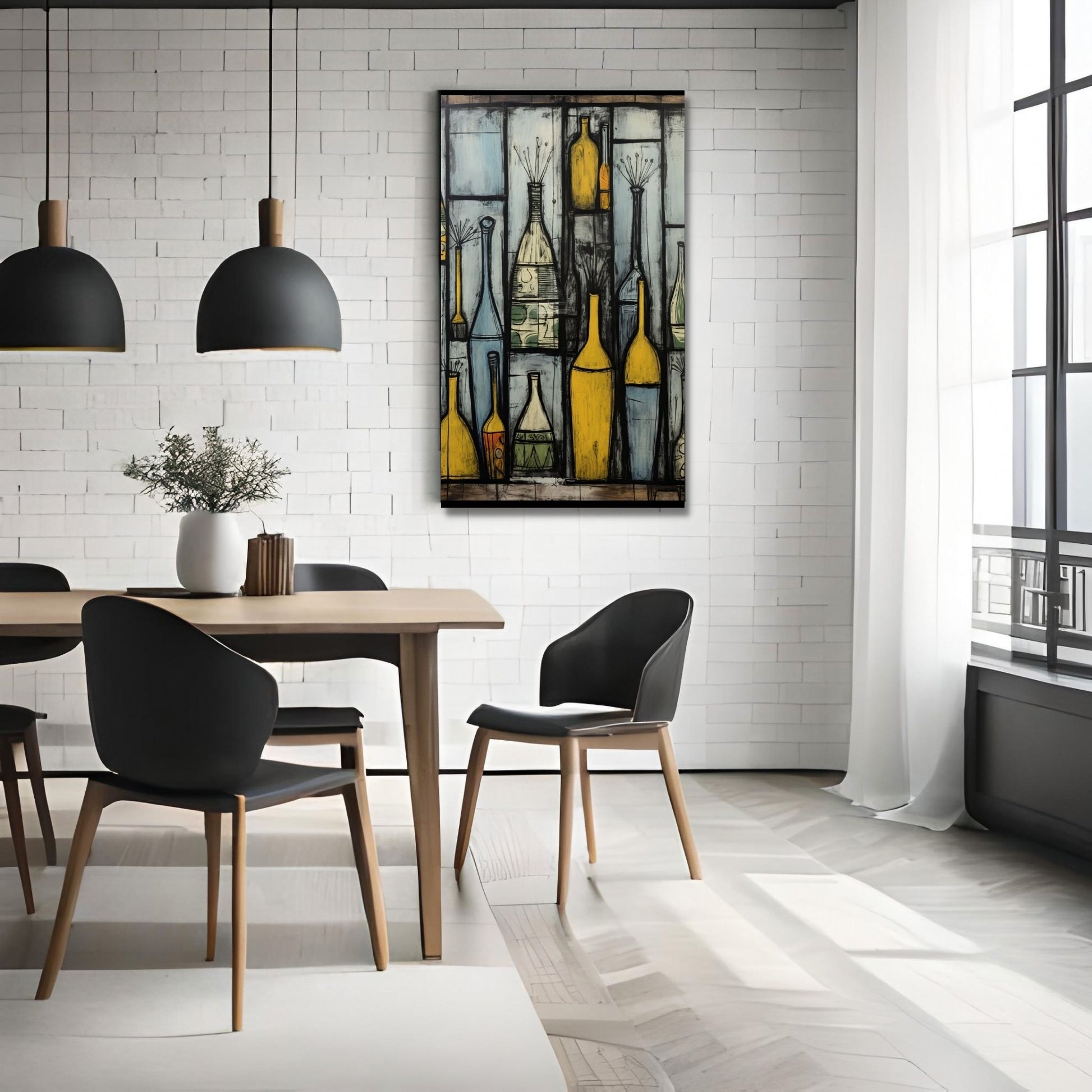 Grafisk motiv med dekorative flasker i ulike størrelser og fasonger. Motivet har oker, lyseblå, grå og sort som hovedfarger, og innslag av beige og grønne felter. Illustrasjonen viser motivet som lerret på 