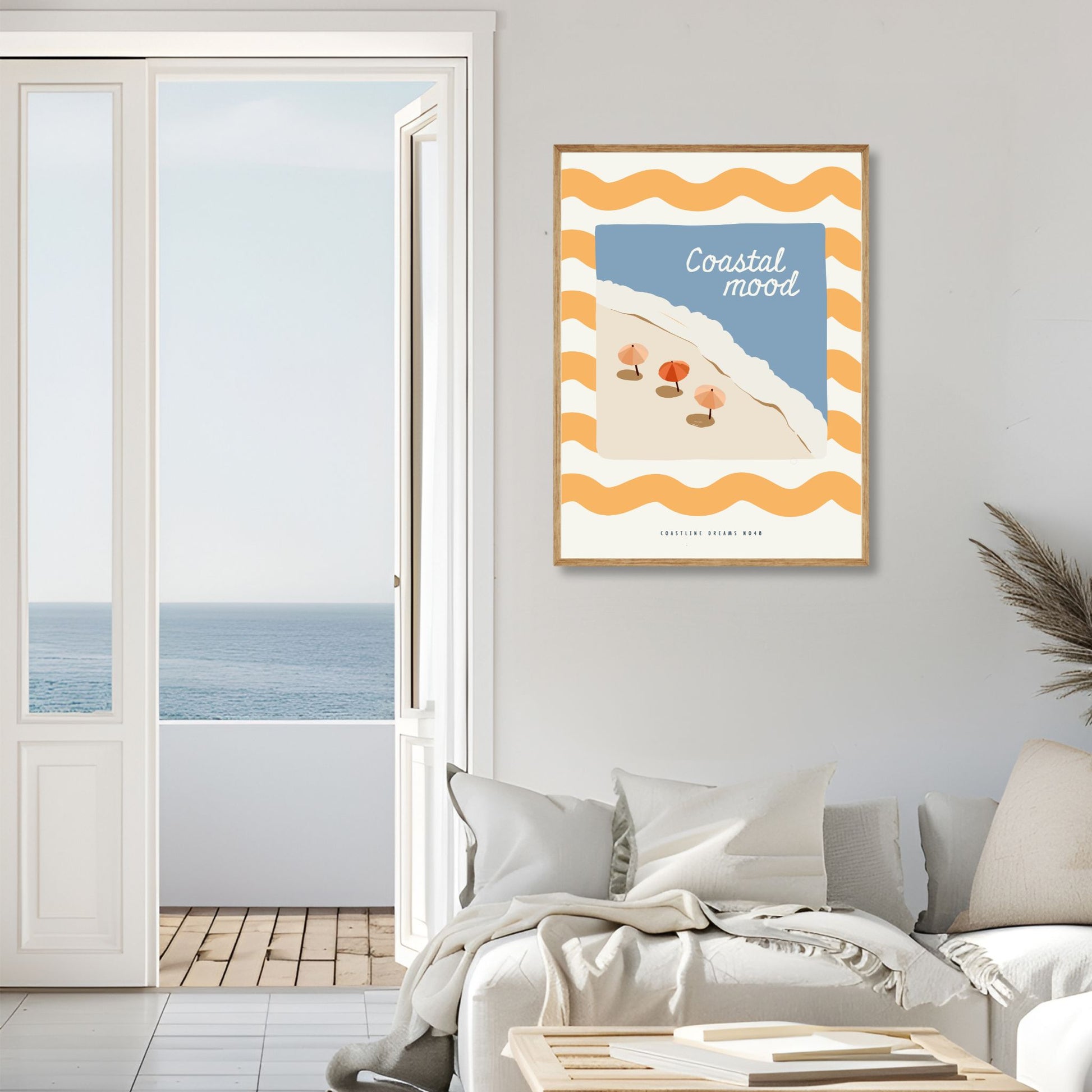 Coastline Dreams No48 – Plakat
Tre parasoller på en bølgende strand med teksten Coastal mood. Grafiske linjer og lyse farger gir plakaten et leken og dekorativt uttrykk. Illustrasjon viser plakat i eik ramme.