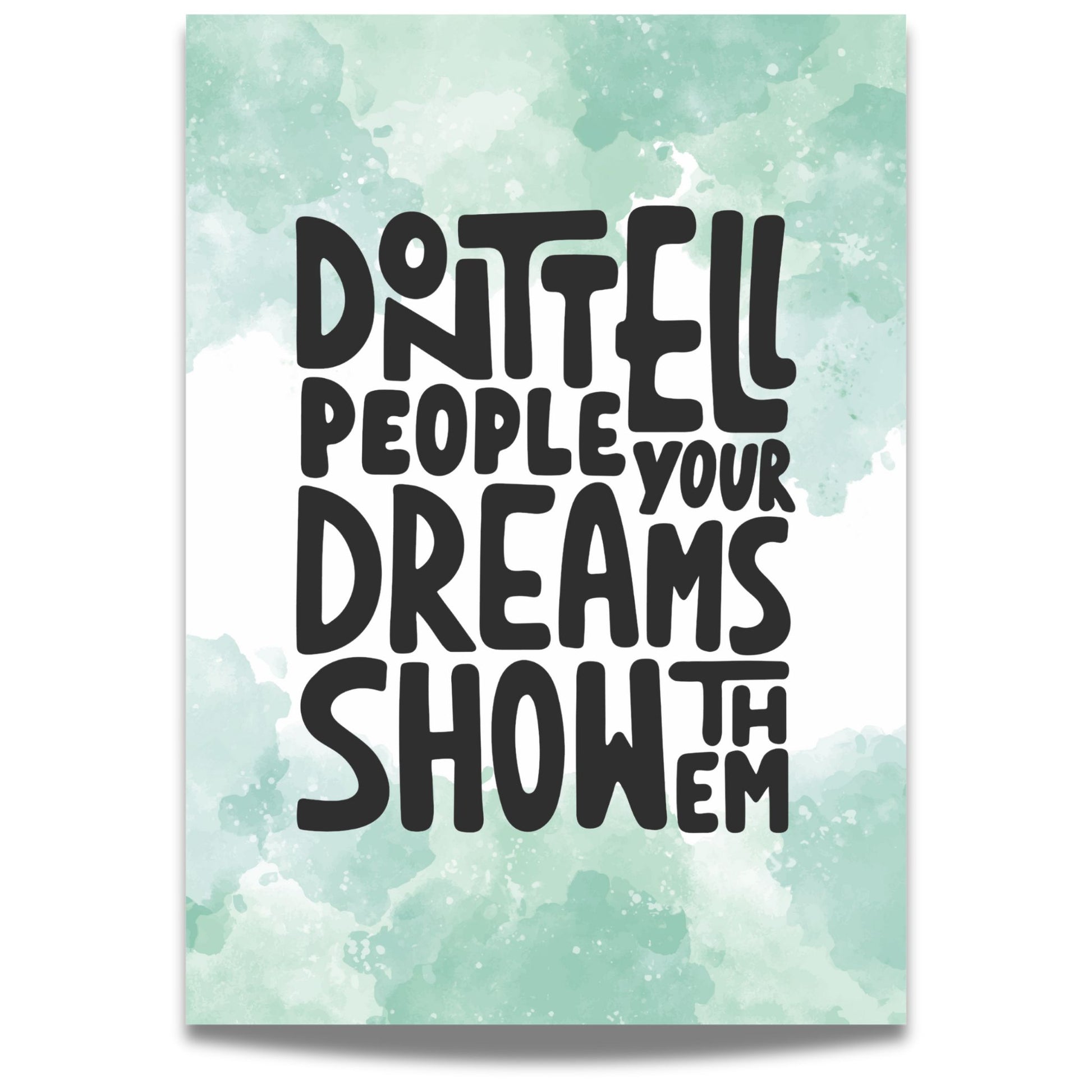  Dream Bold, en inspirerende typografisk plakat designet for å motivere og inspirere hver dag. 