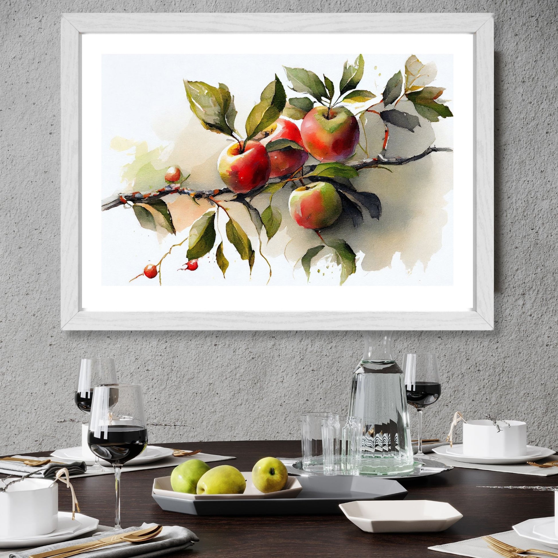 Grafisk akvarell av en kvist med fire rødgrønne epler. Illustrasjon viser motivet i en grå ramme.