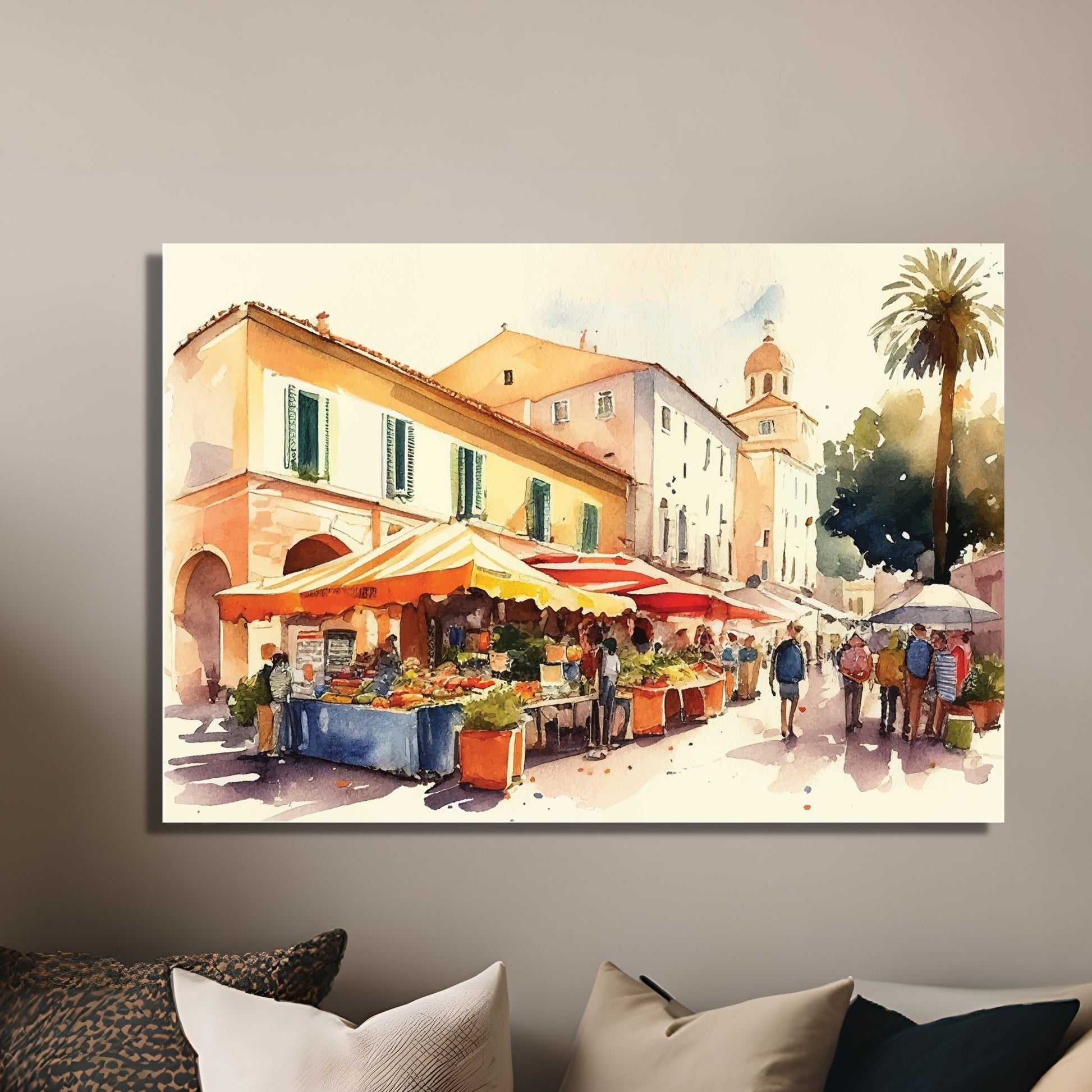 Grafisk akvarell av en sjarmerende liten Fransk landsby. Motivet viser at det er torgdag i byen. Illustrasjon viser motivet på lerret. Bildet henger på en vegg over en sofa.