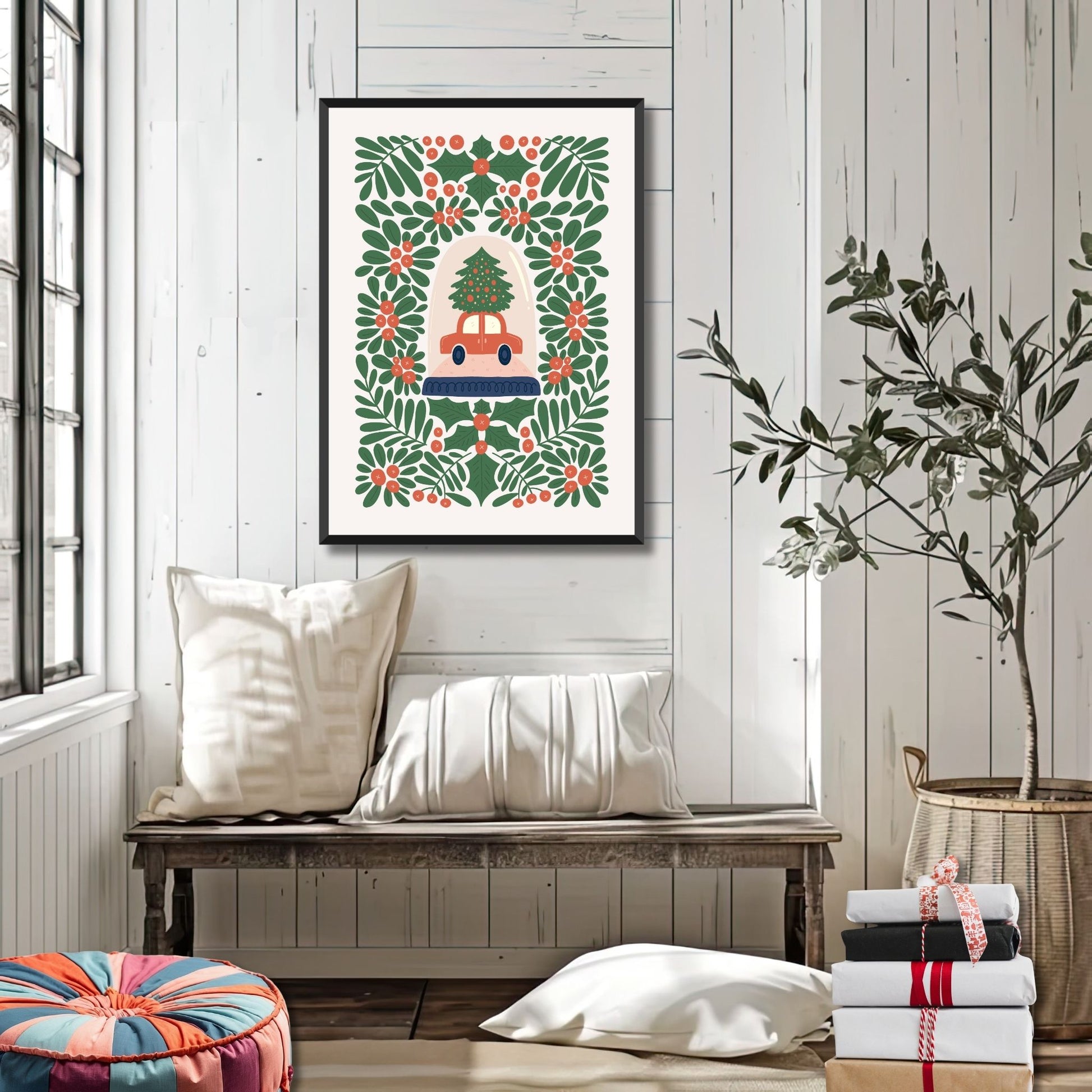 "Julebil med Juletre" er en festlig plakat som viser en liten bil som transporterer et juletre hjem til feiringen, omkranset av grønt og rødt i et klassisk julemotiv. Illustrasjonsfoto viser plakat i sort ramme.