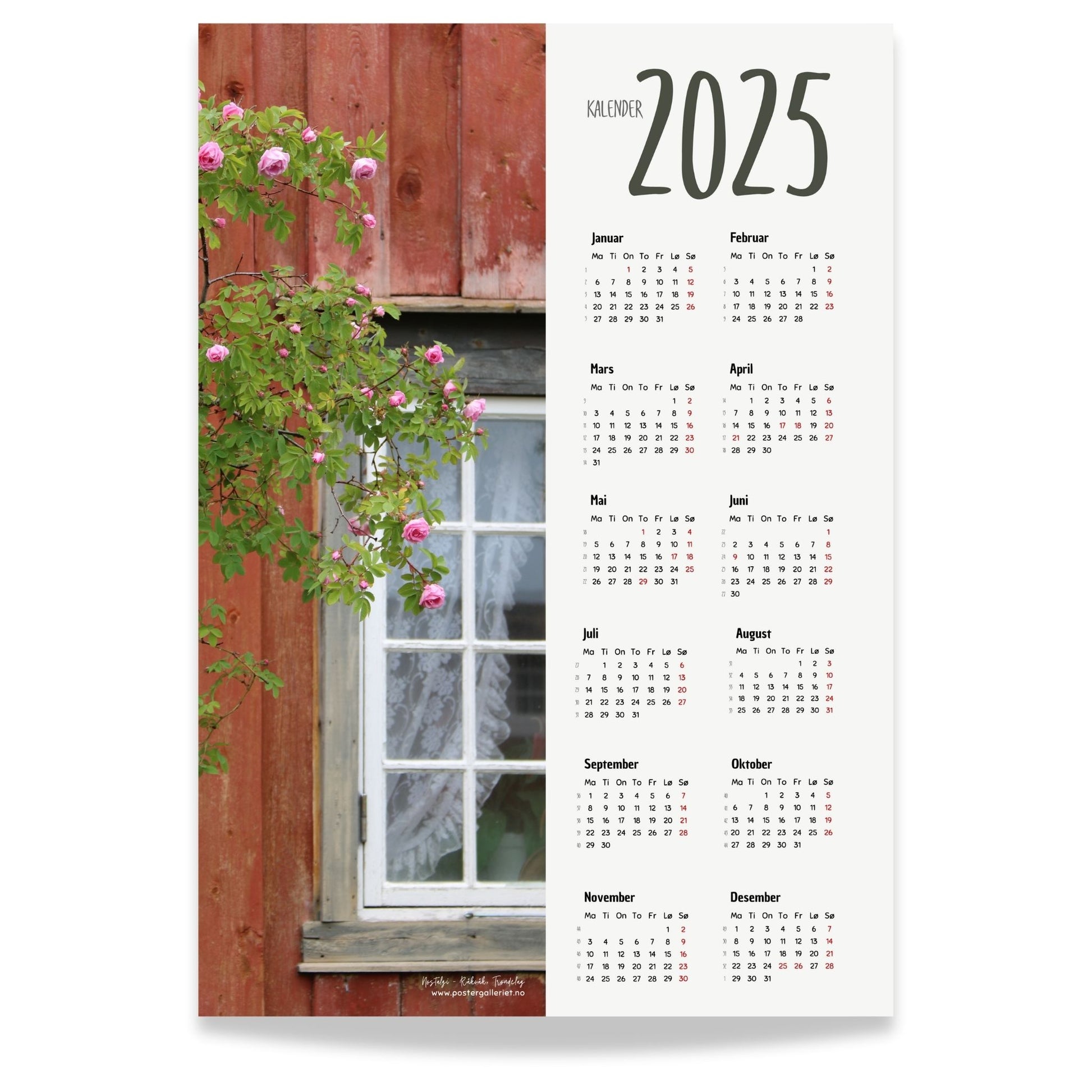 Planlegg året med stil med Kalender 2025! Kalenderen er både funksjonell og dekorativ, og passer perfekt på veggen.  