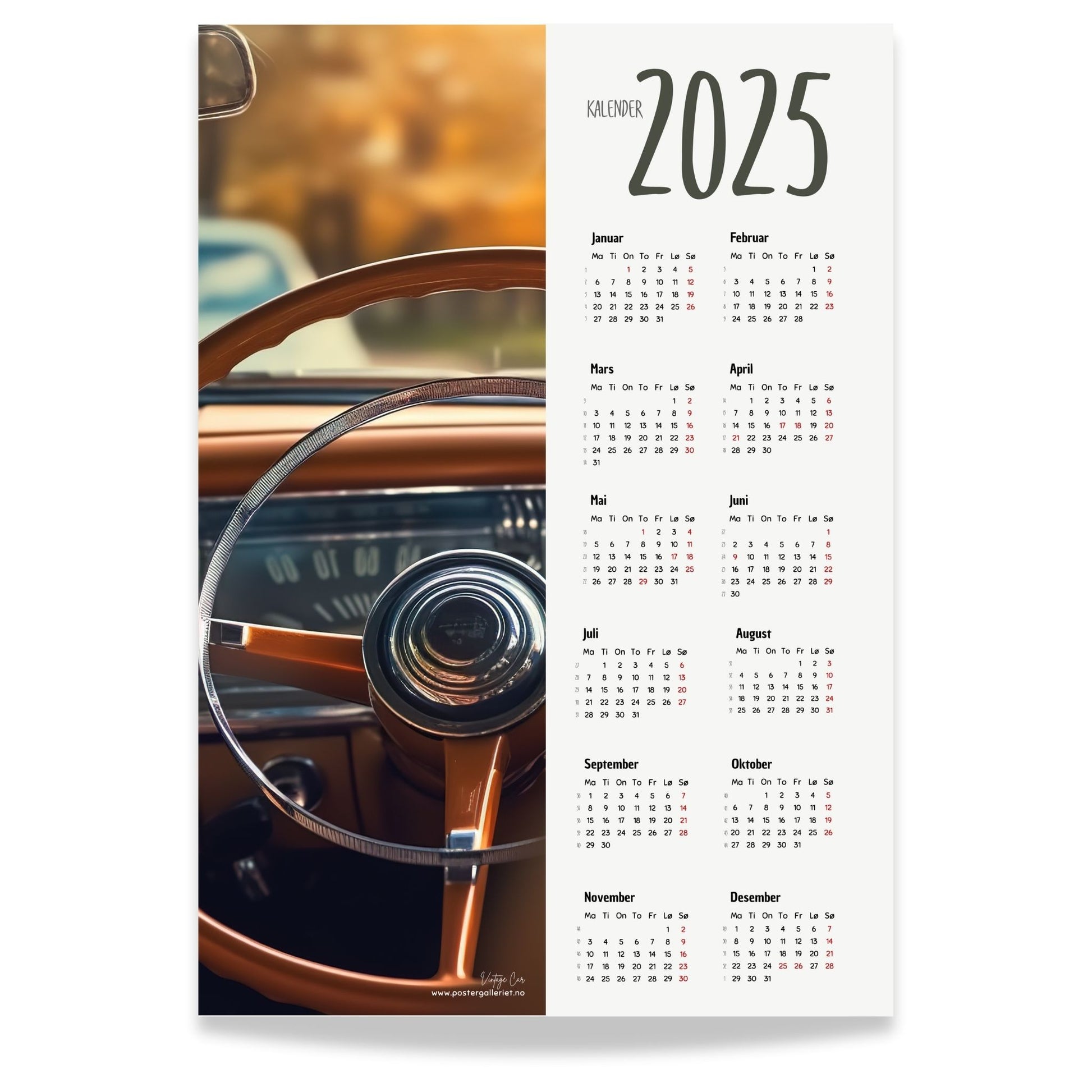 Planlegg året med stil med Kalender 2025! Kalenderen er både funksjonell og dekorativ, og passer perfekt på veggen.  