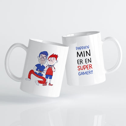 Et sprekt krus med humor og energi for pappaen som elsker å spille.
Perfekt som bursdagsgave eller en liten hilsen som sier “du er best”.